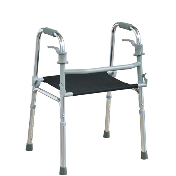 Déambulateur pliant avec poignées et assise